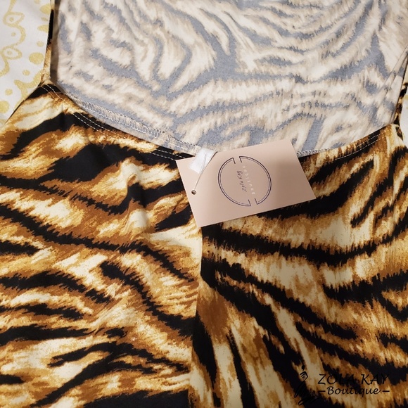 Jumpsuit - Picture 5 of 6